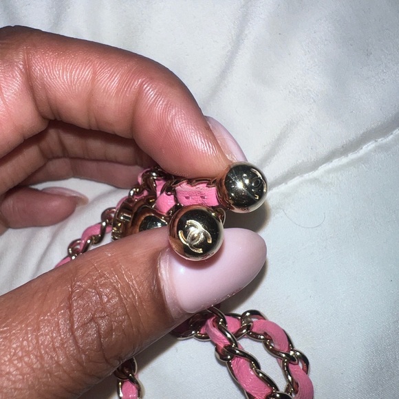 CHANEL iPhone 12/pro case - Picture 4 of 6